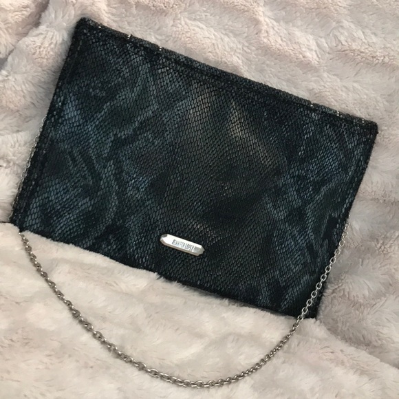 Clutch - Picture 2 of 3